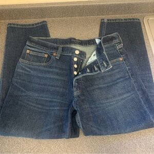 Lucky Brand Relaxed Tapered Button Fly Jeans Women’s Size 8 / 29